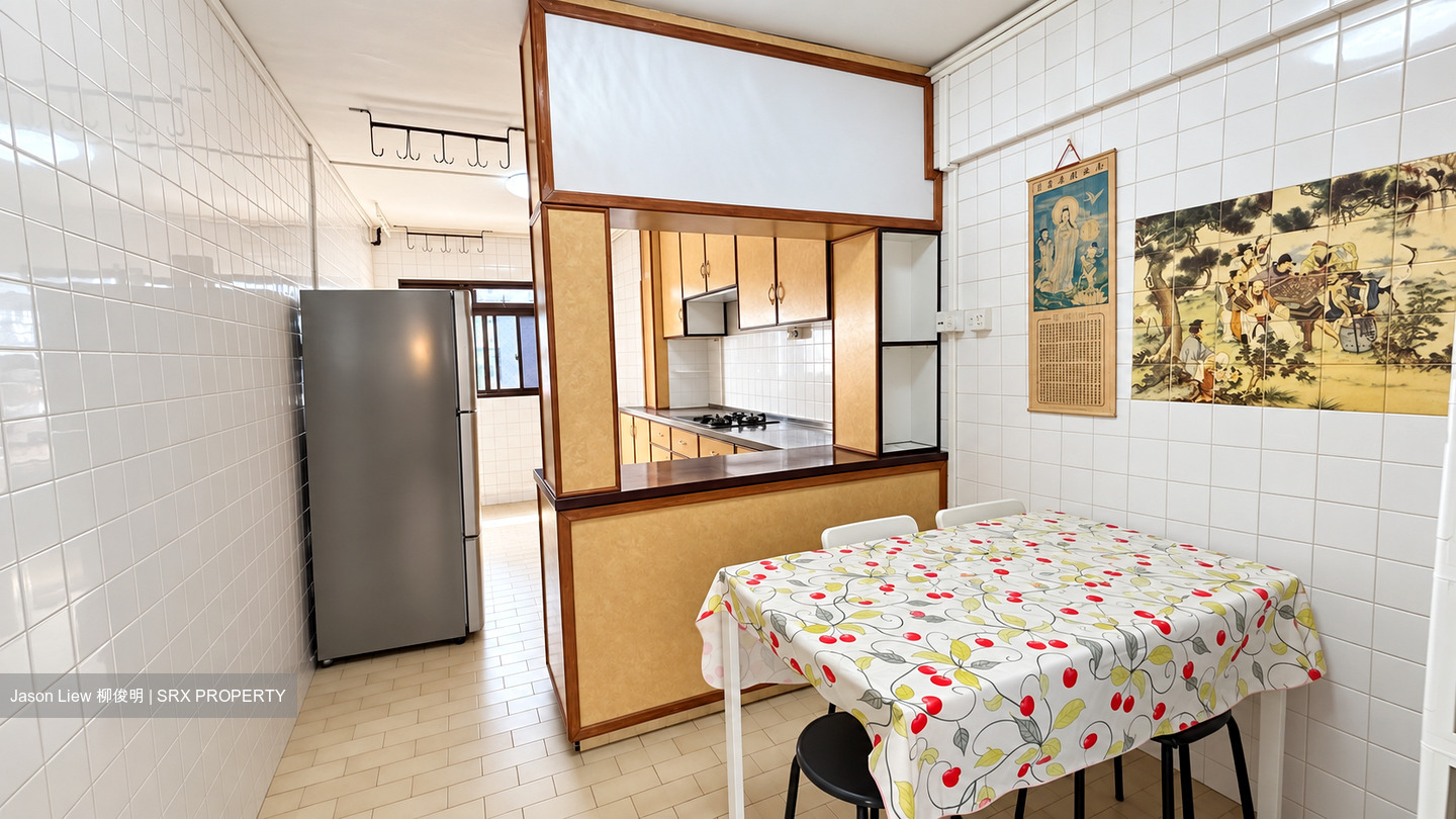 Blk 242 Serangoon Avenue 3 (Serangoon), HDB 4 Rooms #622115401